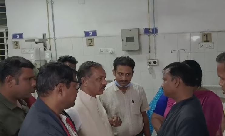 ମେଡ଼ିକାଲରେ ବିଧାୟକ