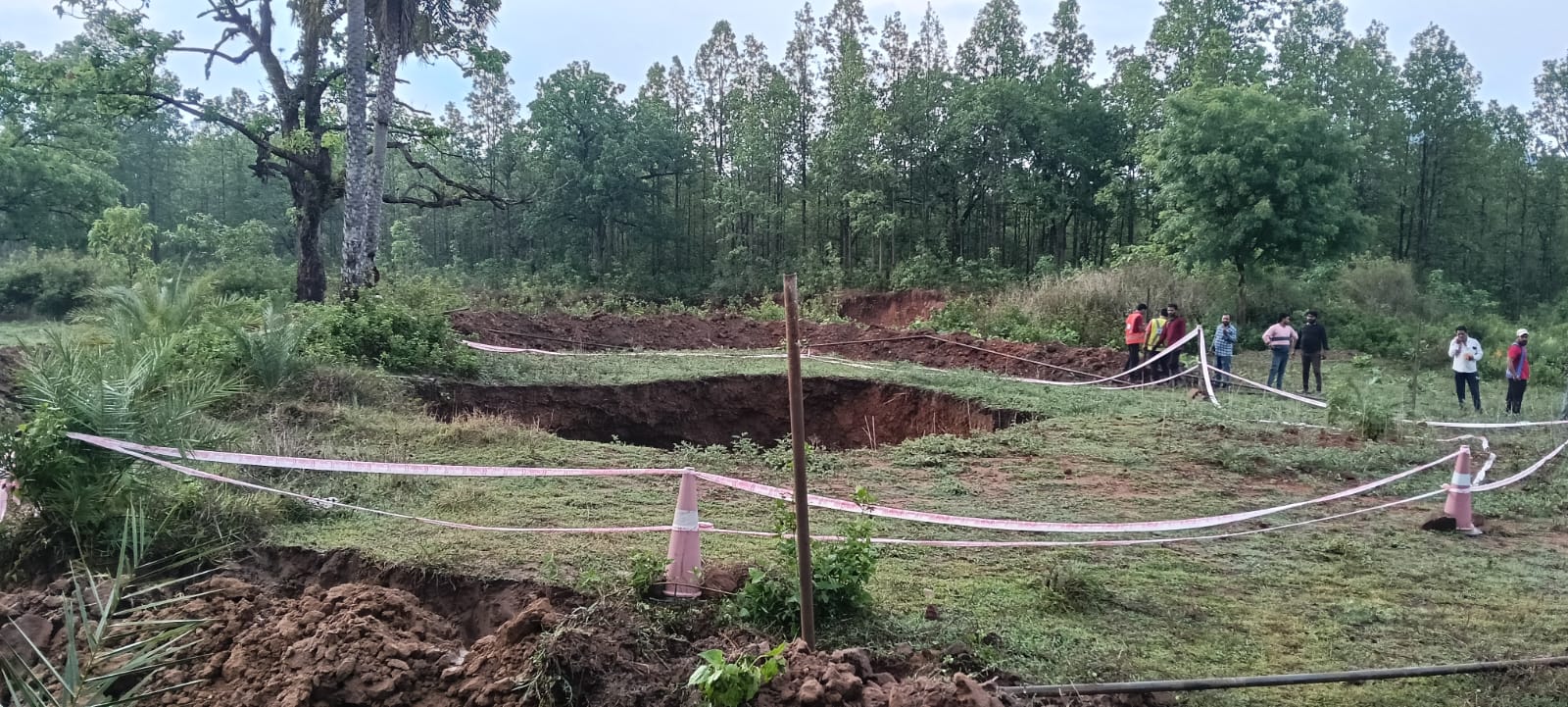 ଭୁଶୁଡ଼ିଲା ସର୍ବବୃହତ୍ତ ରେଳ ଟନେଲ…