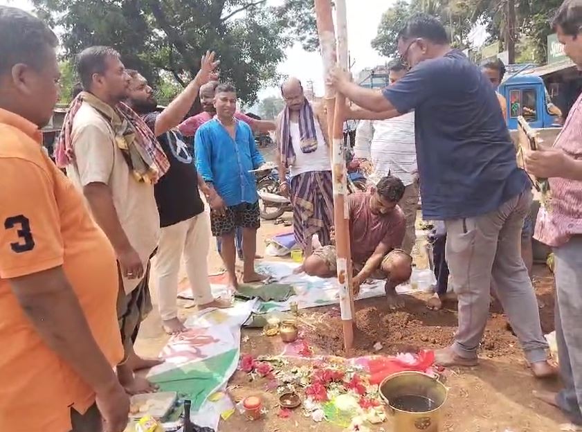 ମାଁ’ ଗଜଲକ୍ଷ୍ମୀଙ୍କ ପୂଜା ଉପଲକ୍ଷେ ଶୁଭଖୁଣ୍ଟି ସ୍ଥାପନ